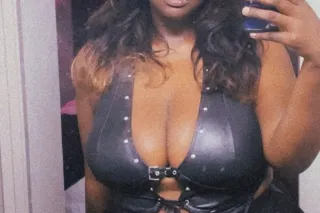 Sweet and Thick 💦🍫 - 28 - Image 3