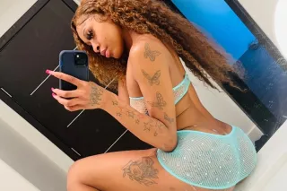 SQUIRT ALERT 🚨🌊 JOIN ME FOR A PLAY DATE 🌈AT MY WATER PARK🫦 - Image 5