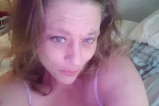 WHOS BRINGIN ME THAT WARE - 42 - Image 3