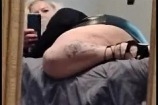 Happy V Day!!!! im alone, whos gonna bring me gifts and let me show you my appreciation.i got that throat and that fat ass!!! i love gifts btw - Image 8