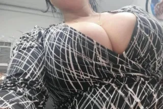 Victoria lombardo here.🥰🥰 onli... - Image 2