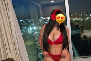 ✅ trato de novio, besos y cari... - Image 1