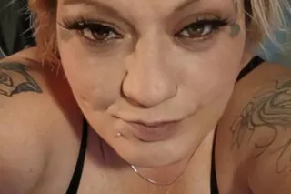 🫦👅🍭Hello Boys! Yes its the 4 R... - Image 2