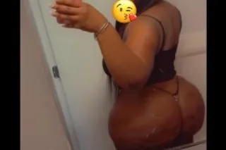 ASS DUMB FAT🤪COME SEE IT IN PERSON🤩💦BACKSHOTS ARE MY FAVORITE!🥰 - Image 5