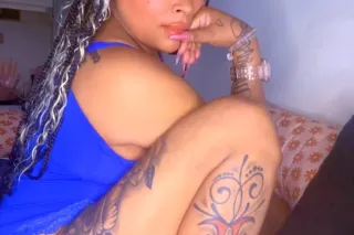 Ready to go lets meet 😍💦 - Image 1
