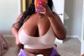 😘💦OAKLAND INCALLS The EXPERIENCE WITH DARLA cum and see me supasoaka special ask about my 45 min special 💦🌊❌NO AA MEN ❌with SUPA WET PUSSY LIVE TO DEEPTHROAT👄👅 every inch of you COME PLAY WITH ME IM horney - Image 6