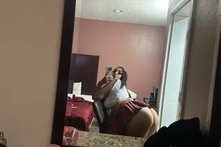 ARE YOU INTO THE PRETTIEST FREAK 😘BACKFOR THE WEEKEND CUM HAVE FUN❤ - Image 5