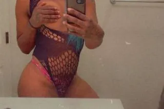 CALIFORNIA BABY AVAILABLE CRAVING CHOCOLATE NEED YOUR SWEET TOOTH FIX COME TRY ME OUT YOU WILL LEAVE SATISFIED - Image 6