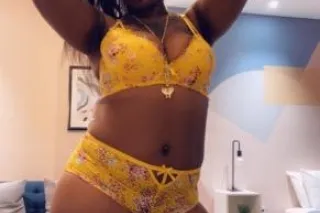 💦 SLIPPERY WET PUSSY 😻🔥100% RE... - Image 1