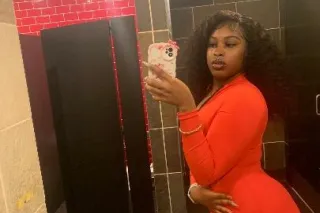 Heyyy Guyss Petite Thick & Sex... - Image 3