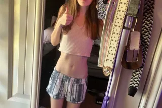 Your secret sexy squirter with lot of FaNTASY👅 A real PARTYGiRL who knows how to satisfy - Image 4