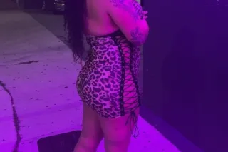 come see me 🥰🥰 - Image 4