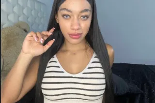 Sexy Latina Disponible , Con mucha experiencia...🥰😍 - Image 3