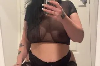 Hey DaDdY💕Lets HavE SomE fUn🍭🧁... - Image 1