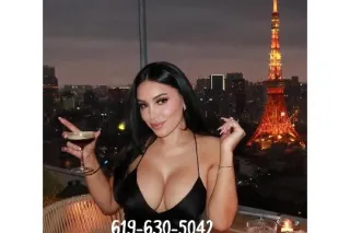 Super Busty Super Kinky Party Girl KIMMY - Image 6