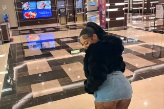 CUM SEE ME AFTER THE SHOW ! 😁 specials all night - Image 3
