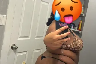 Blasian Succubus🫦🎀 Squirt quee... - Image 2