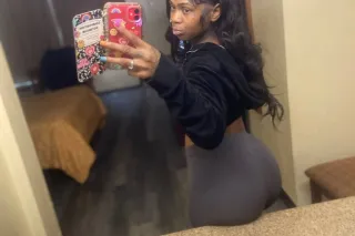 TRUCK STOP FRIENDLYY 🥰 VERY CLEAN 💦 VERY HORNY 🫦 OUTCALLS & INCALLS AVAILABLE 📞 VILLA PARK AREA - Image 2