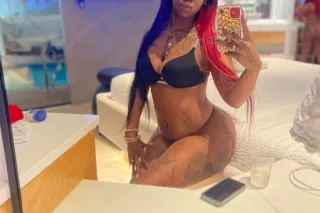 TRUCK STOP FRIENDLYY 🥰 VERY CLEAN 💦 VERY HORNY 🫦 OUTCALLS & INCALLS AVAILABLE 📞 VILLA PARK AREA - Image 3
