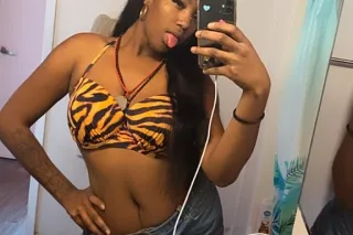 $200 2 Girl Special👯♀💦😍 CUM INTO MY CREAMY WET CASTLE🏰AND MEET THE REAL BEAUTY😍🐱✨ - Image 10