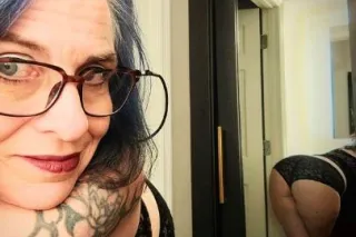 Craven Cox: Your Irresistible Southern Temptress! - Image 1