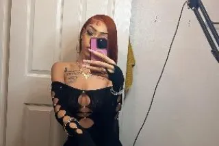 Hey gentlemen😘 Let's have fun tonight😋 - Image 1