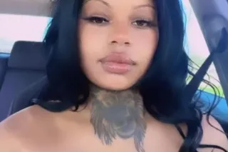 sexy yella👇🫠❤💦 - Image 6