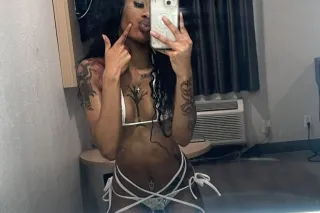 🌸I'm Back In Town, Come have fun with me🌸 - Image 1