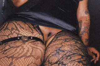 Let’s 🐝 Naughty your fav bbw b... - Image 1