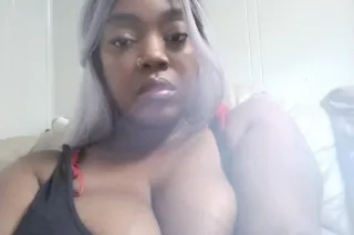 incalls tatted Haitian queen n... - Image 2