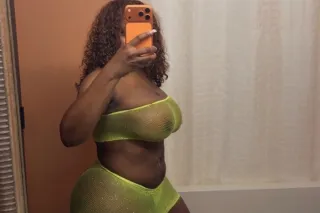 I SELL A VARIETY OF CONTENT 📸💦 - Image 2