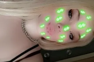 Baddie W/ a Phatty 🥰 Nymphoman... - Image 4
