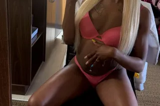 CALI'S FINEST slim goodie 😋 every mans chocolate fantasy 🥰🍫 throat goat 👅 INCALLS ONLY - Image 5