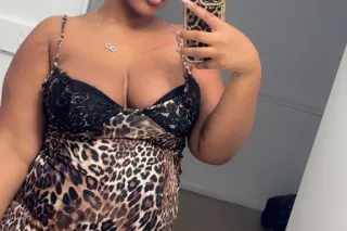 Here to serve you a good time 💋 - Image 6