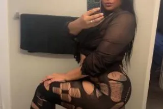 Busty bubble butt beauty ❤💦❤💦 ... - Image 2