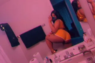 Busty bubble butt beauty ❤💦❤💦 - Image 7