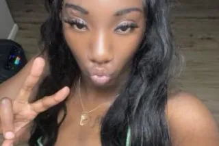 Thirsty Thursday 💦🥰 - Image 6