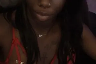 Thirsty Thursday 💦🥰 - 24 - Image 1