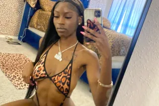 PRETTY CHOC ⭐😍💦👅 - 24 - Image 1
