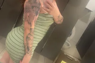 Sexy Latina with Tattoos - Image 7