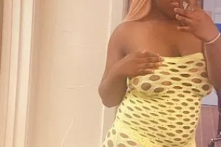 🍫🥰 Cum Sneak away❤80Special😍⭐ Tight Pussy💦Squirter🍫 Flexible ⏰No Rush - Image 1