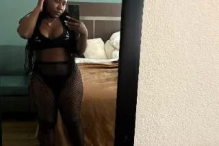 krystal k here to play 😝💦 - Image 5