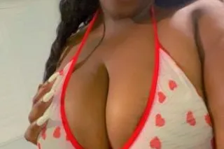 Deep Throat Queen Incall Avail... - Image 2