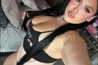 😍 Natural Thick Mami ready to fuck💦😝😉OUTCALLS/INCALLS AVALIABLE ASK ABOUT MY FT SHOWS AND CONTENT BAREBACK QUEEN🤑💦🦶 - Image 1