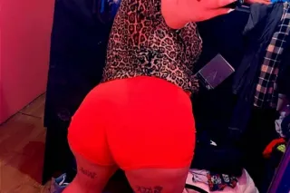 Thick curvy goddess❤‍🔥😘no games Ins & Outs fs 😋 - Image 1