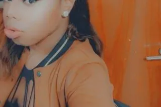 EARLY MORNIN‼🐦 Catches the 🐛 🔝... - Image 2