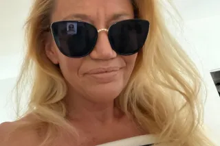 💋🍑 Going out of town SPECIAL! 20 off!!! text/call for details! 👅Celebrate the day with me! 💋😘lets have some adult fun 😘MILF looking to make a mature gentleman smile👅 - Image 1