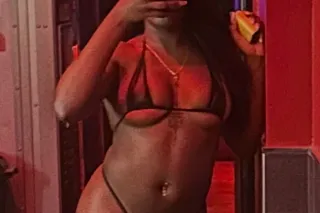 THICK, 😍SWEET AND READY TO MEE... - Image 2