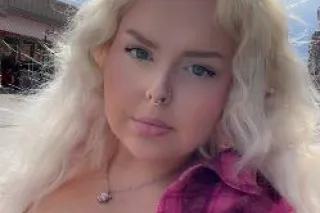 24, white, blonde, blue eyed B... - Image 2