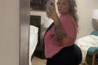 24, white, blonde, blue eyed BBW - Image 9